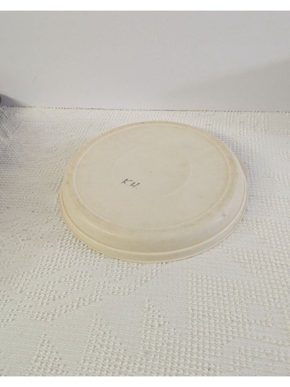 Vintage Rubbermaid Servin Saver Lid Almond ONLY for #5 Round 22 Cups Food Contai